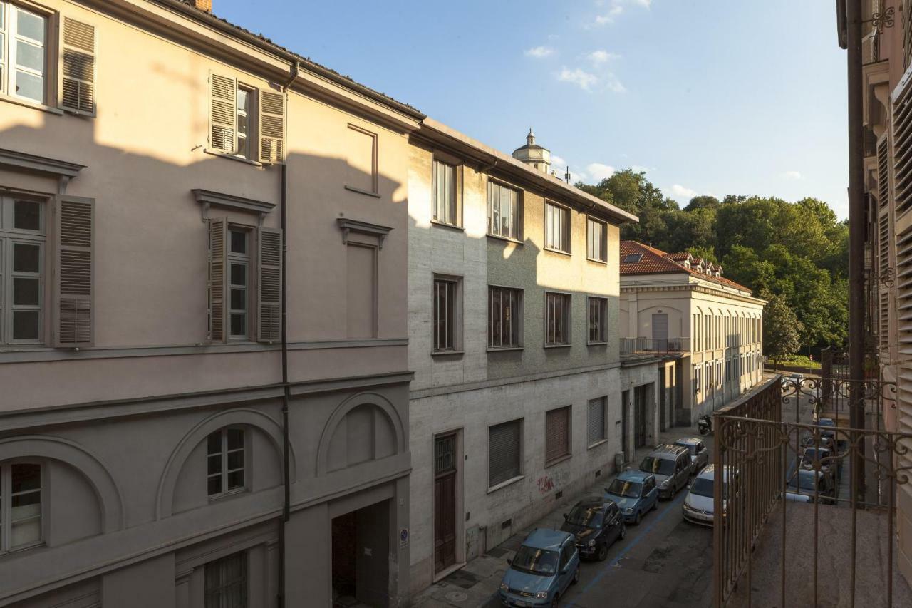 Dimora Del Bonsignore Turin Bagian luar foto
