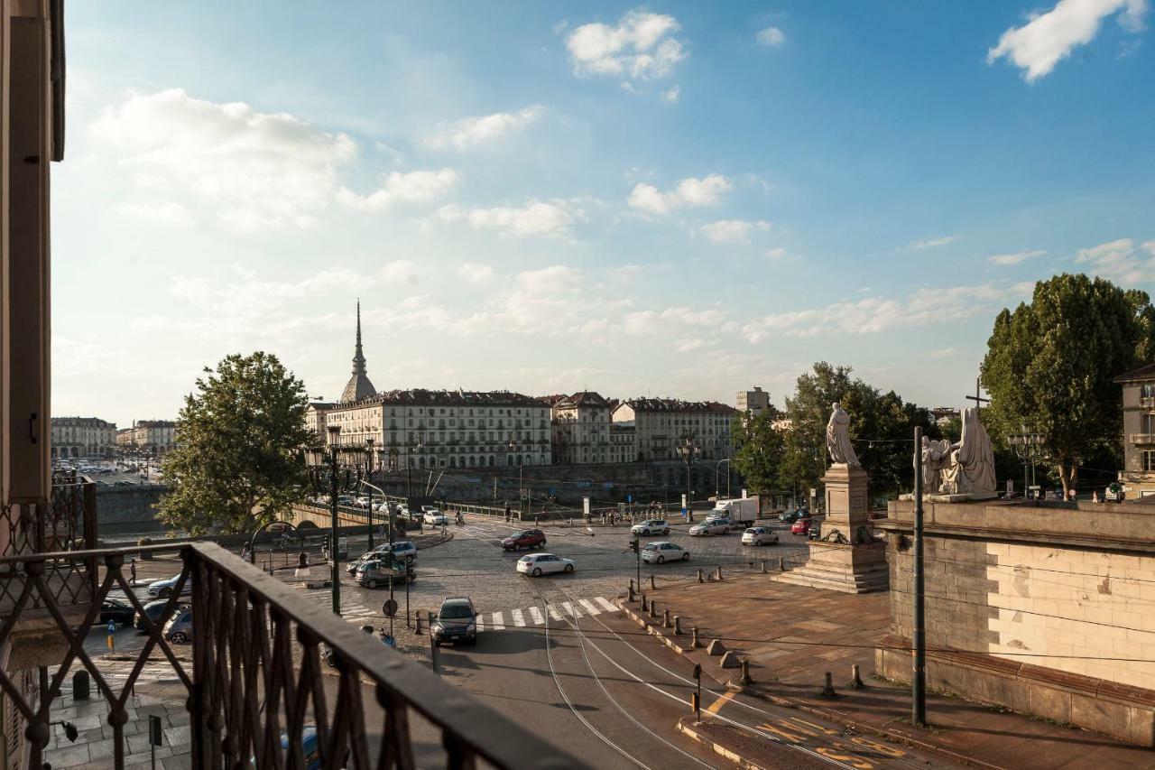 Dimora Del Bonsignore Turin Bagian luar foto